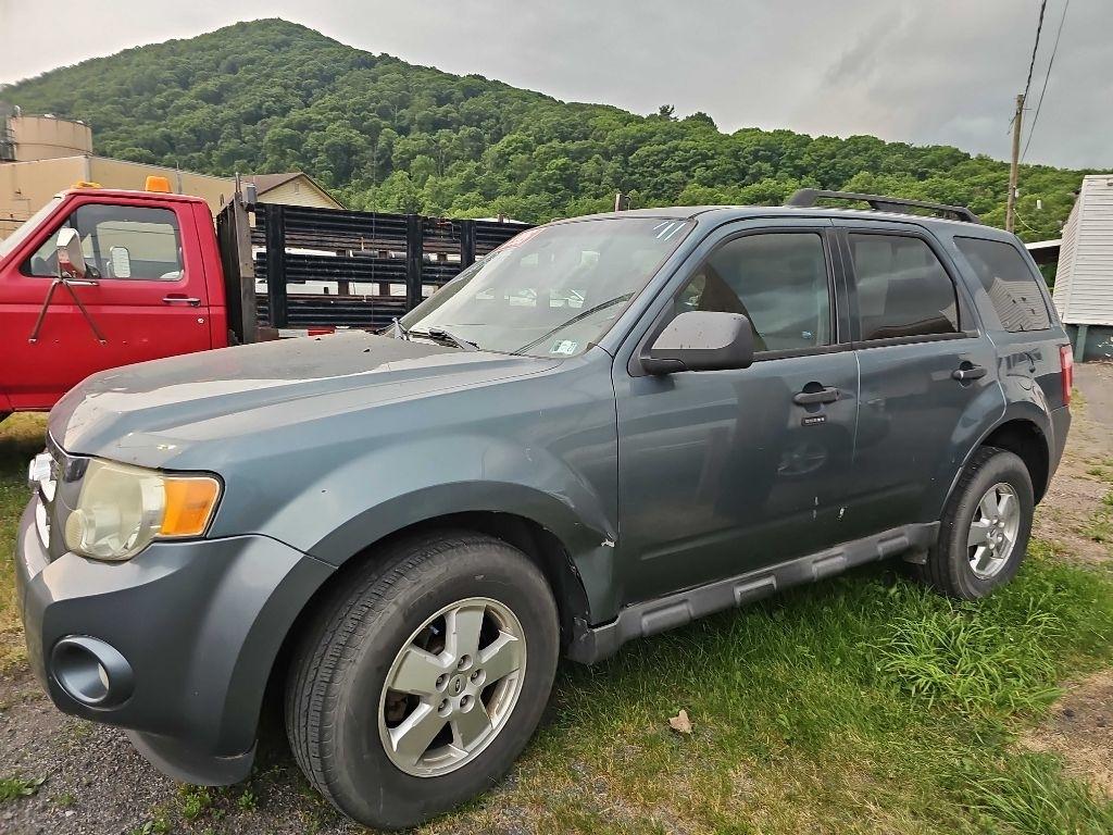 Ford Escape XLT FWD 2011