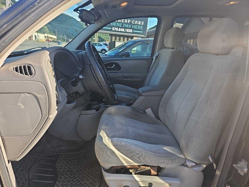 Chevrolet TrailBlazer LS 4WD 2005