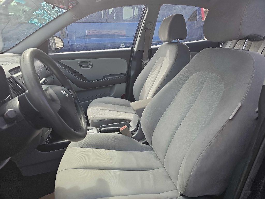 Hyundai Elantra  2010