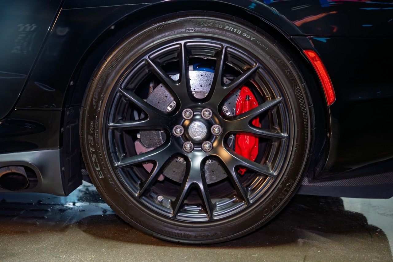 Dodge Viper  2017 Dodge Viper  2017