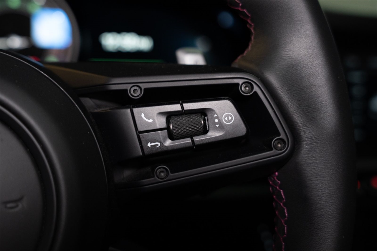 Porsche 911 Turbo Cabriolet 2023 Porsche 911 Turbo Cabriolet 2023