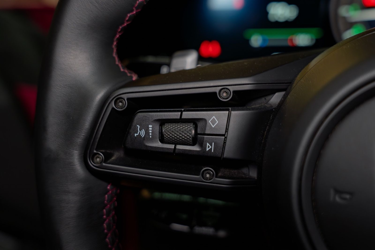 Porsche 911 Turbo Cabriolet 2023 Porsche 911 Turbo Cabriolet 2023