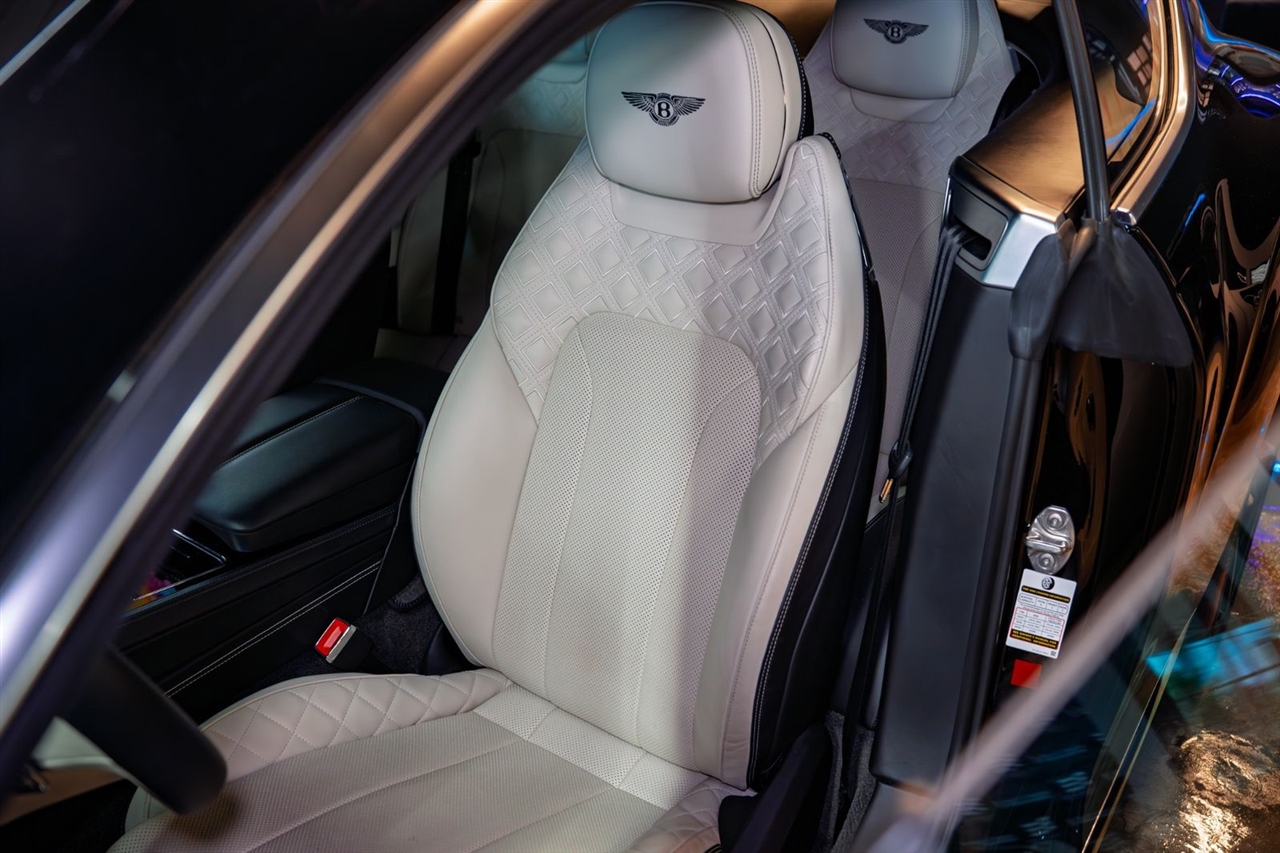 Bentley Continental GT V8 Coupe 2023 Bentley Continental GT V8 Coupe 2023