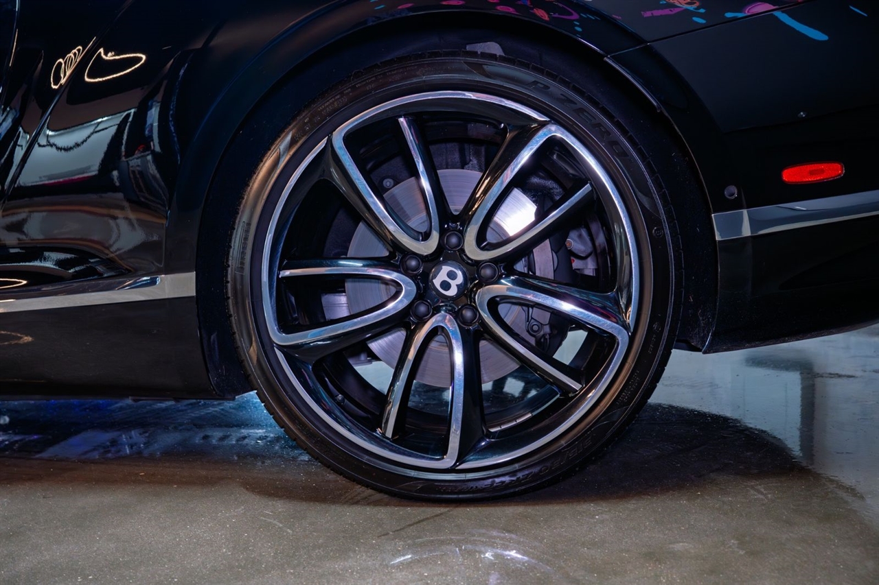 Bentley Continental GT V8 Coupe 2023 Bentley Continental GT V8 Coupe 2023