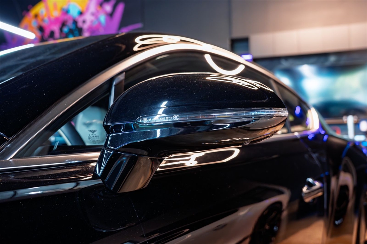 Bentley Continental GT V8 Coupe 2023 Bentley Continental GT V8 Coupe 2023