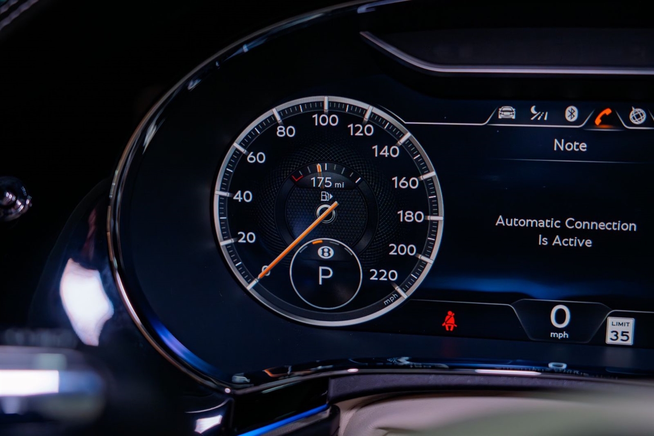 Bentley Continental GT V8 Coupe 2023 Bentley Continental GT V8 Coupe 2023