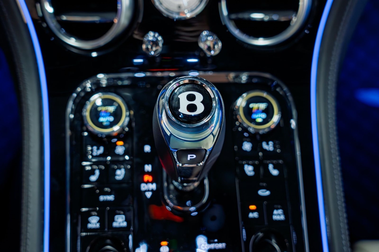 Bentley Continental GT V8 Coupe 2023 Bentley Continental GT V8 Coupe 2023