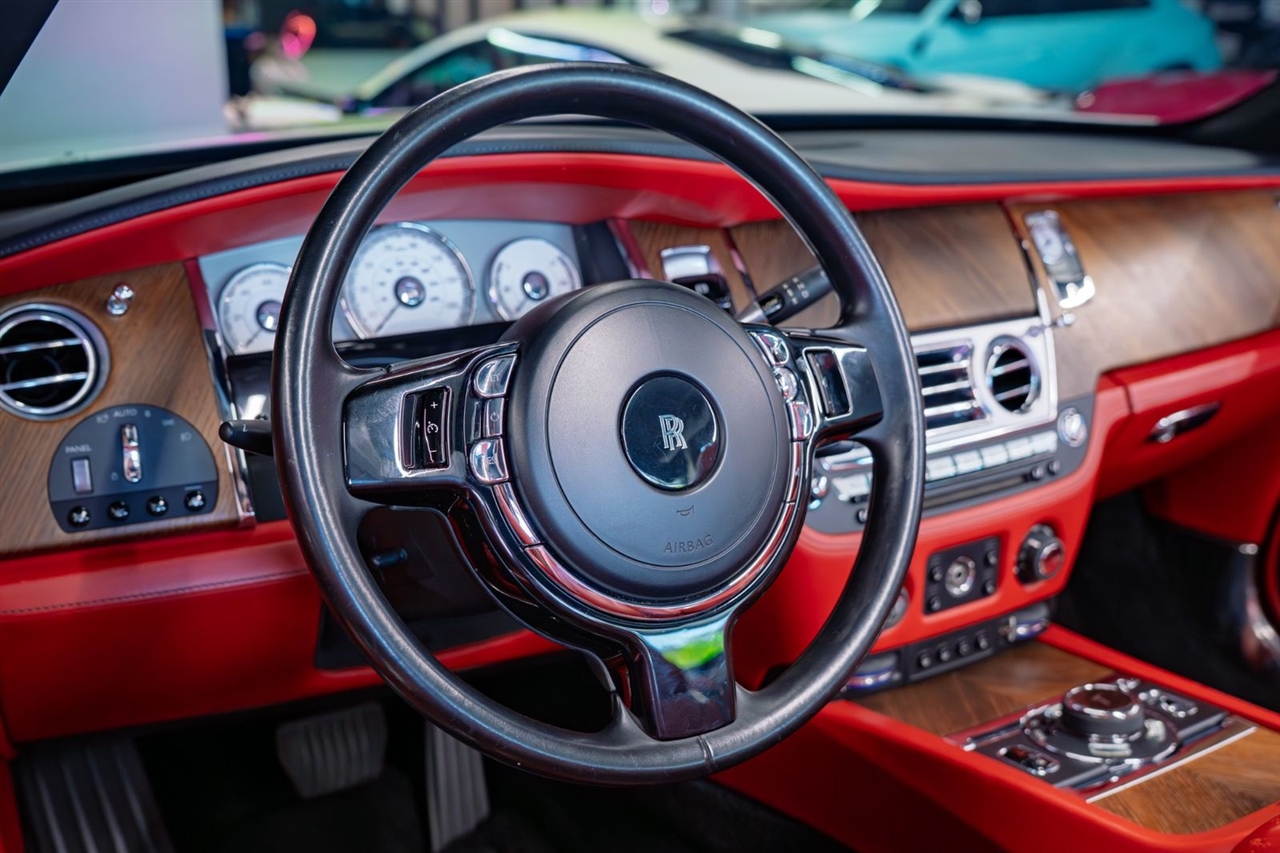 Rolls-Royce Dawn Base 2016 Rolls-Royce Dawn Base 2016