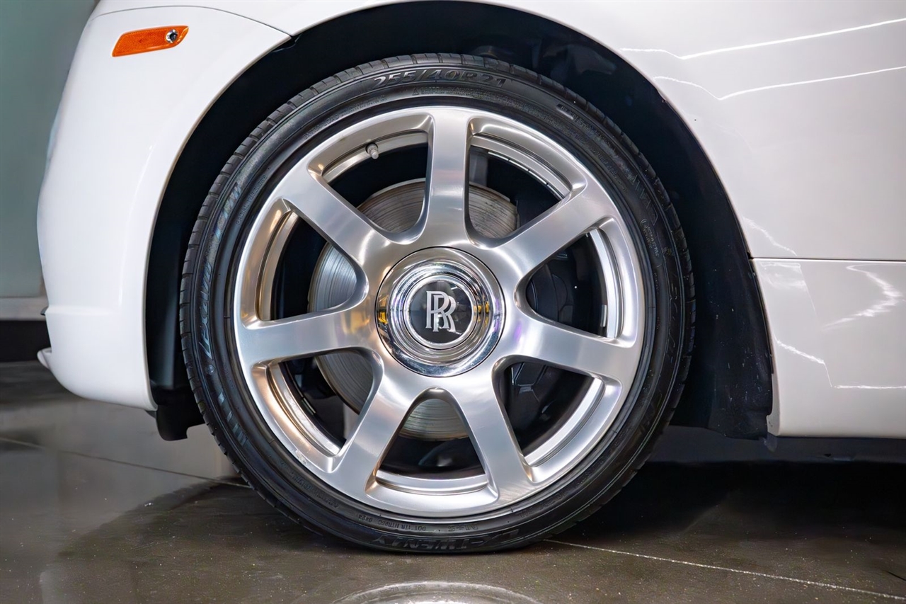 Rolls-Royce Dawn Base 2016 Rolls-Royce Dawn Base 2016