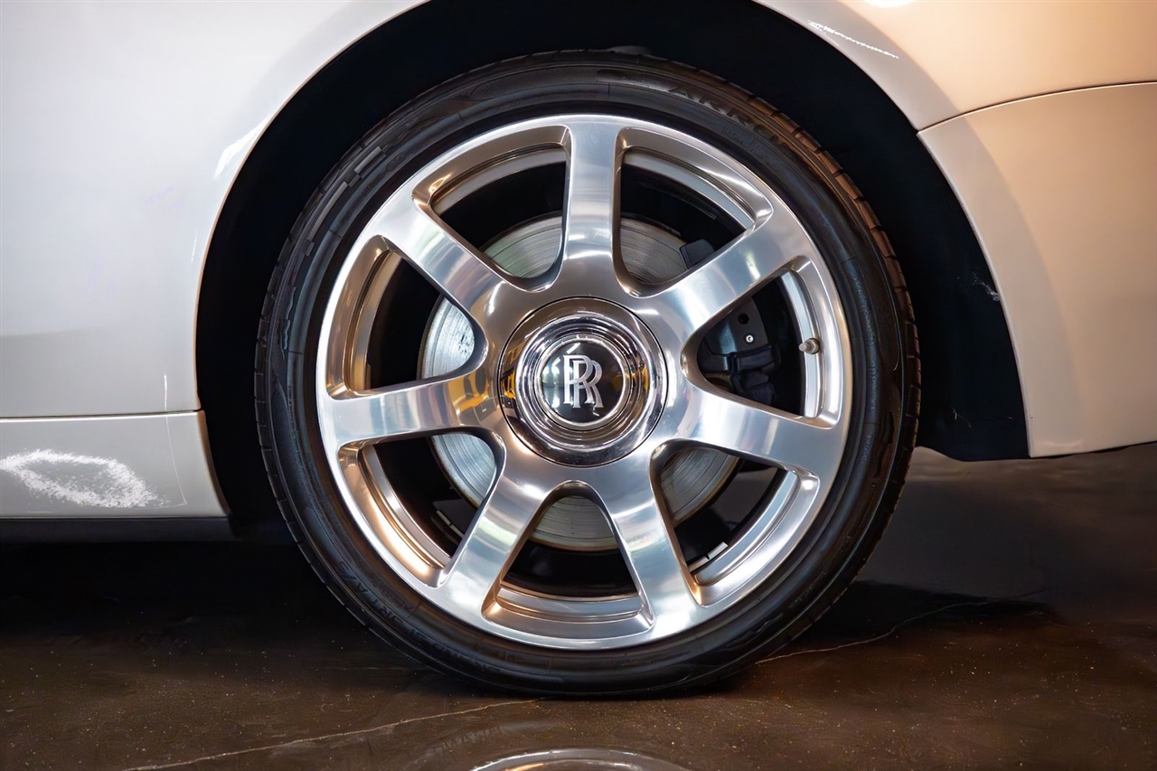 Rolls-Royce Dawn Base 2016 Rolls-Royce Dawn Base 2016