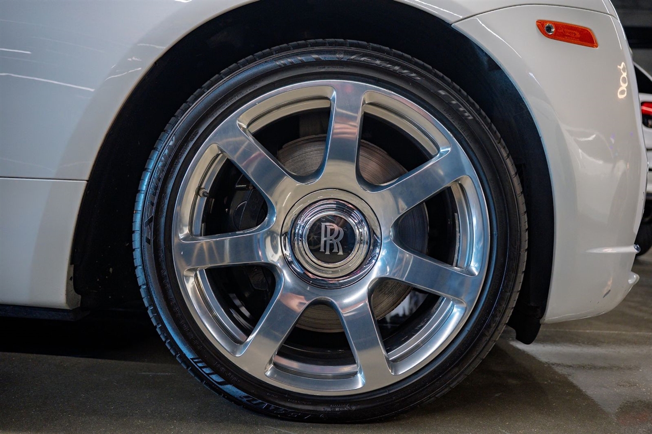 Rolls-Royce Dawn Base 2016 Rolls-Royce Dawn Base 2016