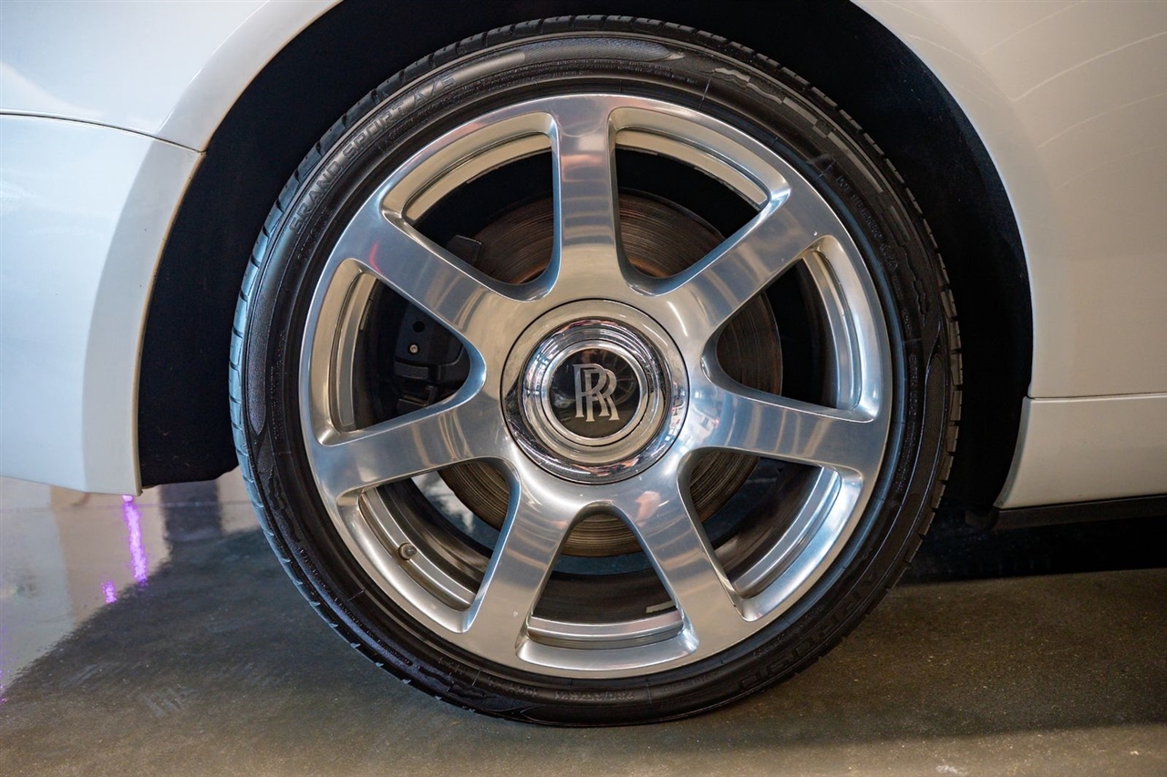 Rolls-Royce Dawn Base 2016 Rolls-Royce Dawn Base 2016