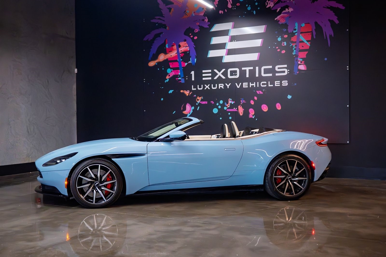 Aston Martin DB11 Volante 2019 Aston Martin DB11 Volante 2019