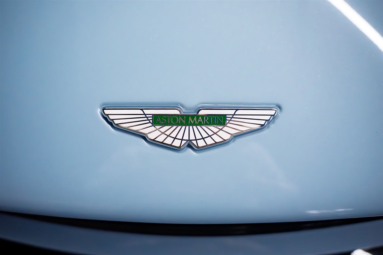 Aston Martin DB11 Volante 2019 Aston Martin DB11 Volante 2019