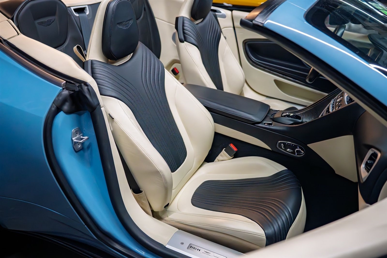 Aston Martin DB11 Volante 2019 Aston Martin DB11 Volante 2019