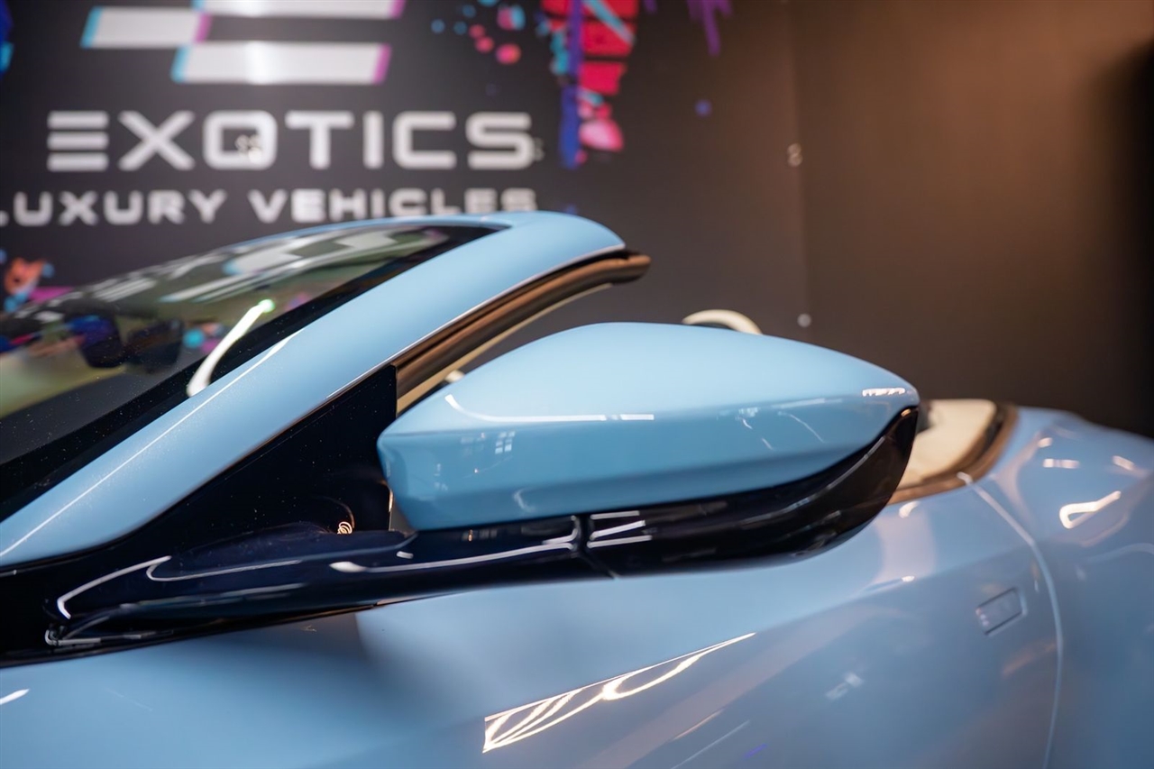 Aston Martin DB11 Volante 2019 Aston Martin DB11 Volante 2019