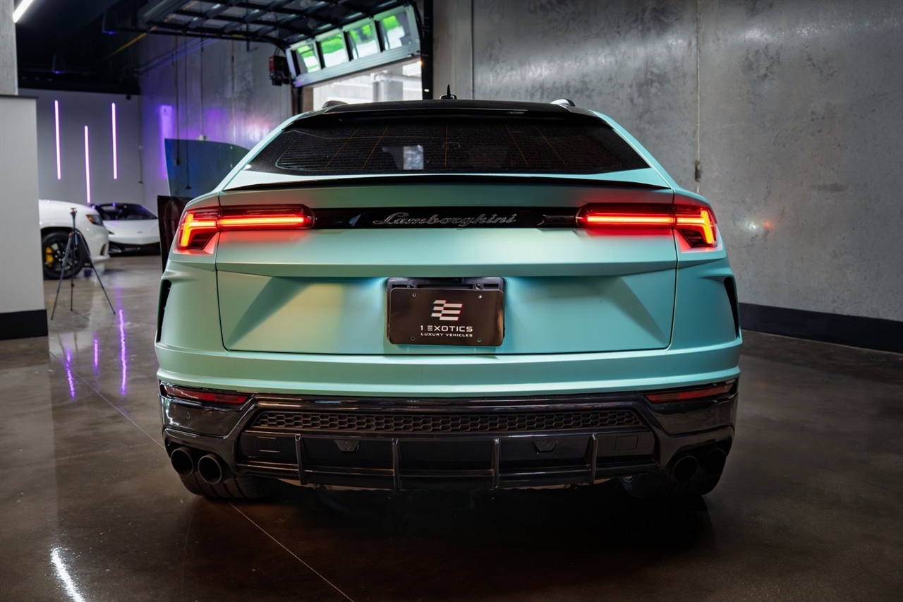 Lamborghini Urus Base 2021 Lamborghini Urus Base 2021