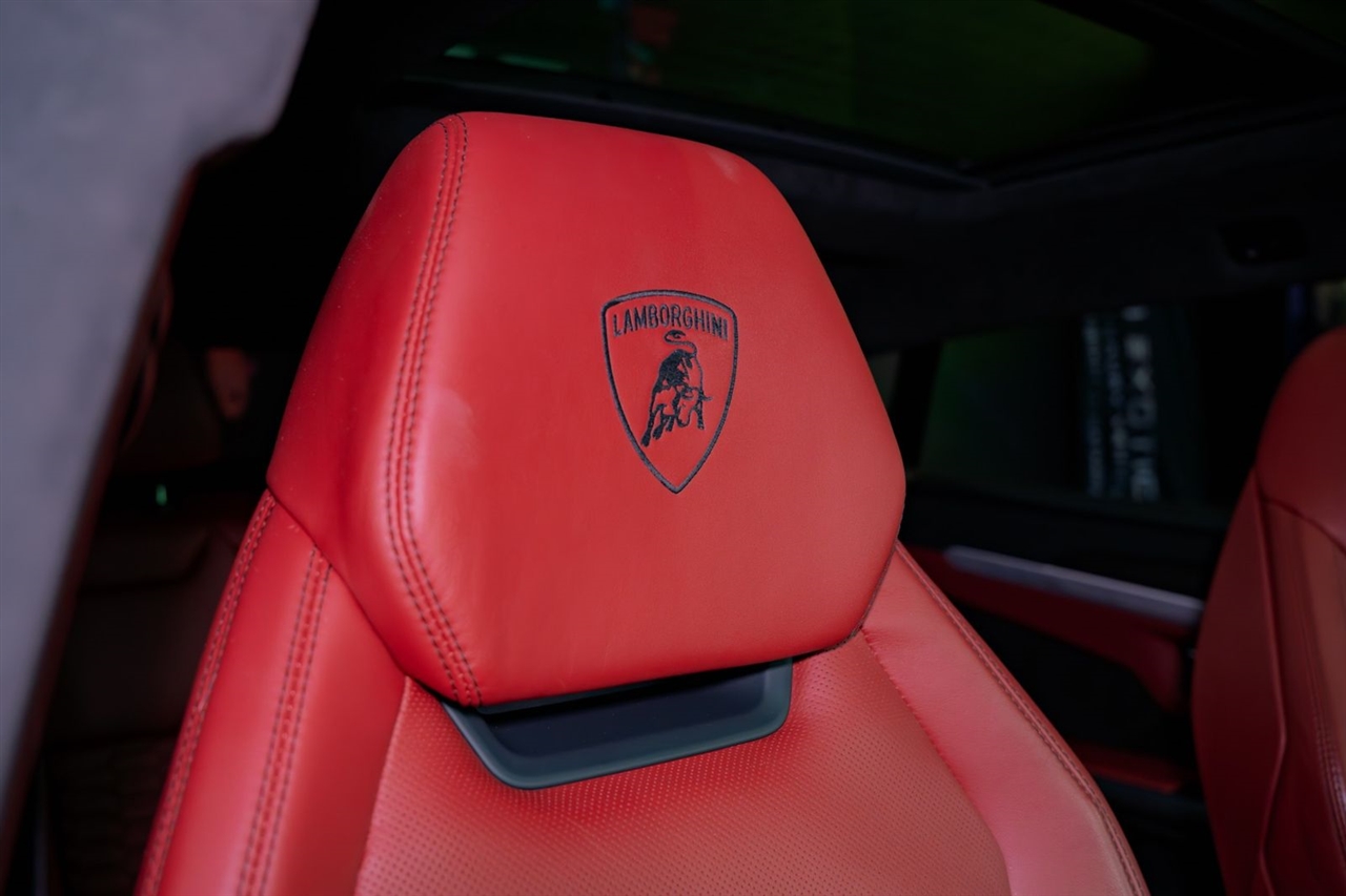 Lamborghini Urus Base 2021 Lamborghini Urus Base 2021