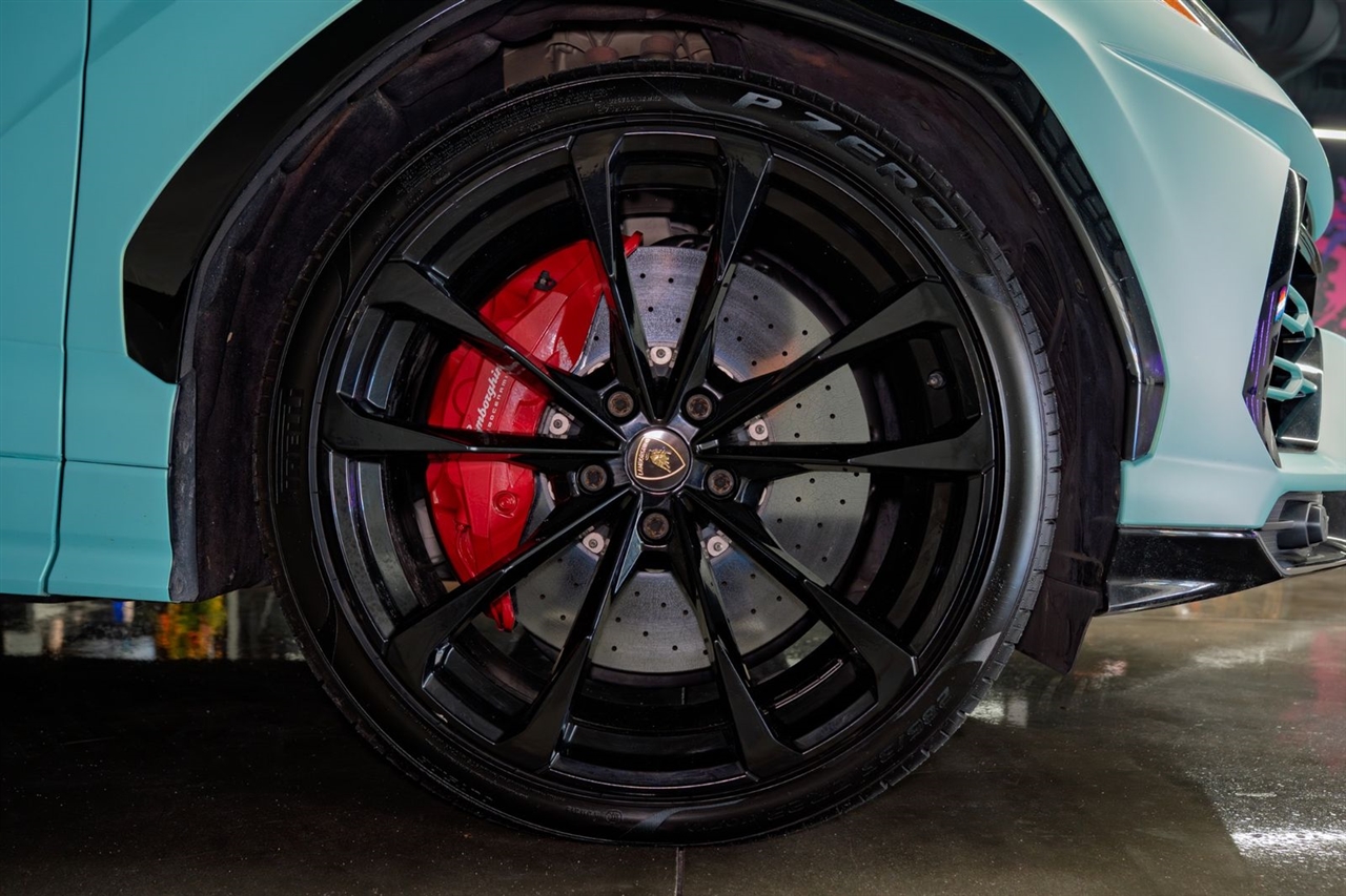 Lamborghini Urus Base 2021 Lamborghini Urus Base 2021