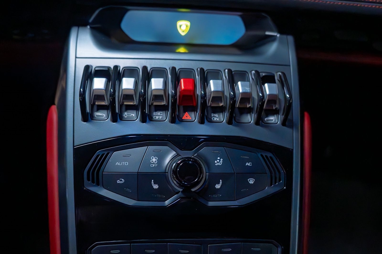 Lamborghini Huracan LP610-4 Coupe 2015 Lamborghini Huracan LP610-4 Coupe 2015