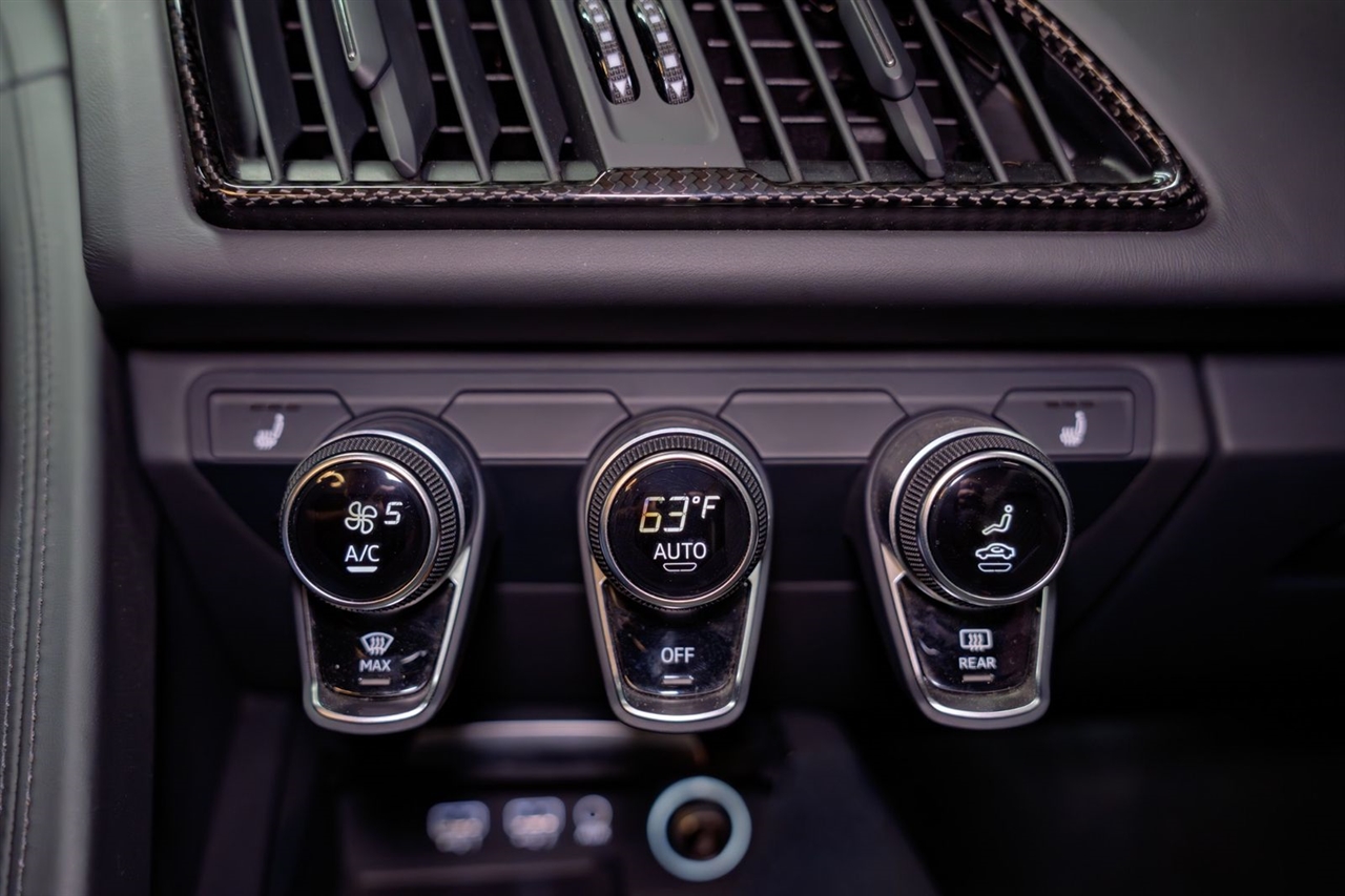 Audi R8 V10 performance quattro Spyder 2021 Audi R8 V10 performance quattro Spyder 2021