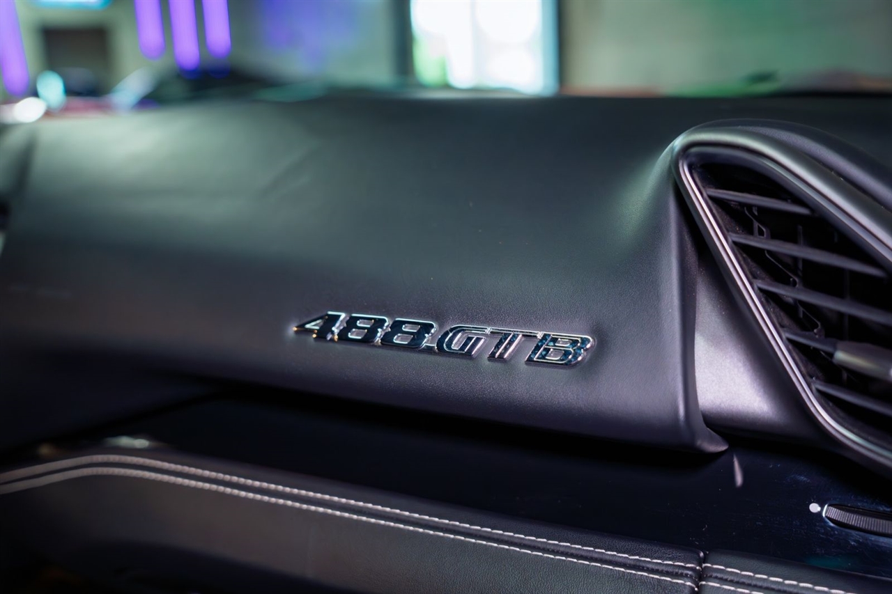 Ferrari 488 GTB Coupe 2018 Ferrari 488 GTB Coupe 2018