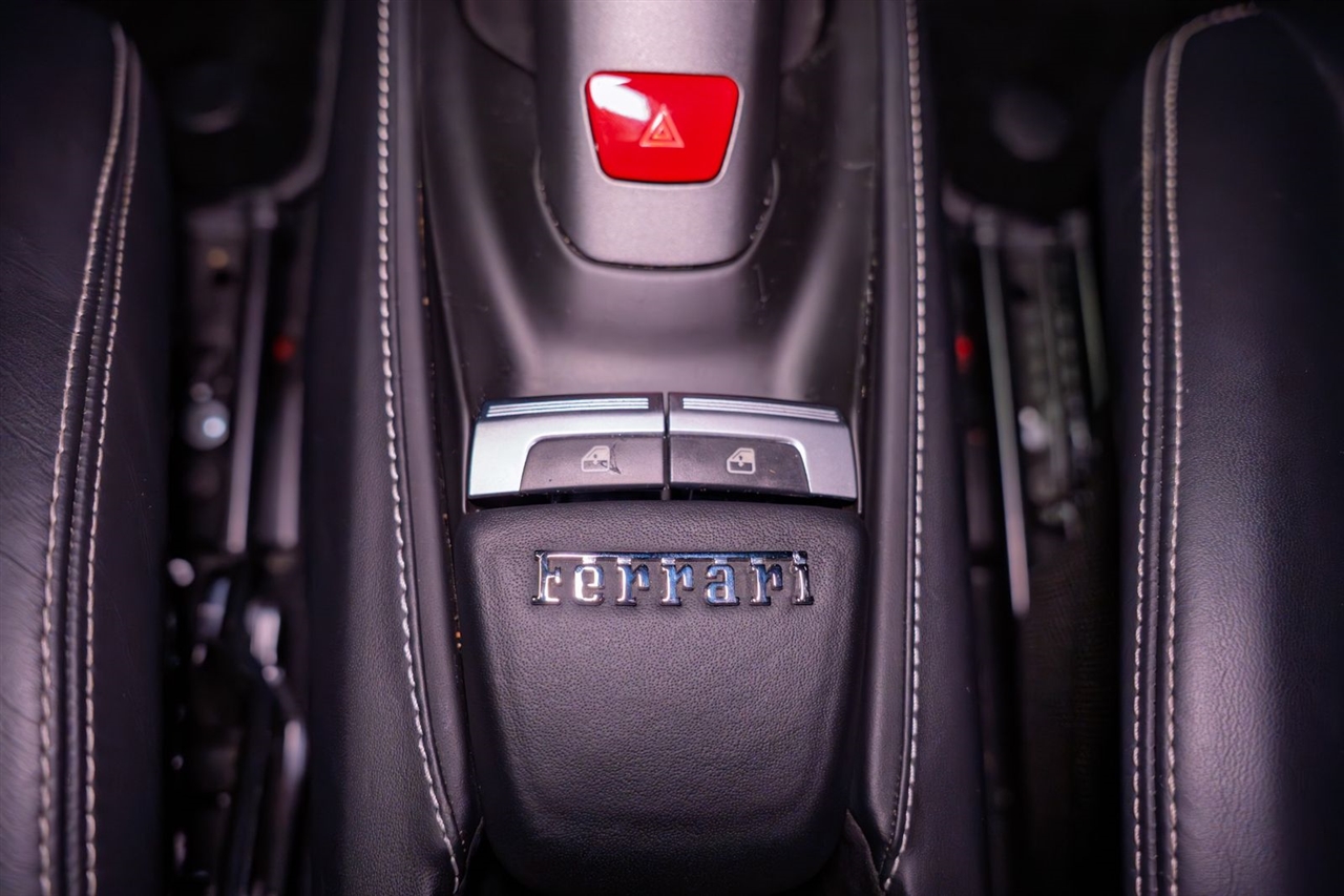 Ferrari 488 GTB Coupe 2018 Ferrari 488 GTB Coupe 2018