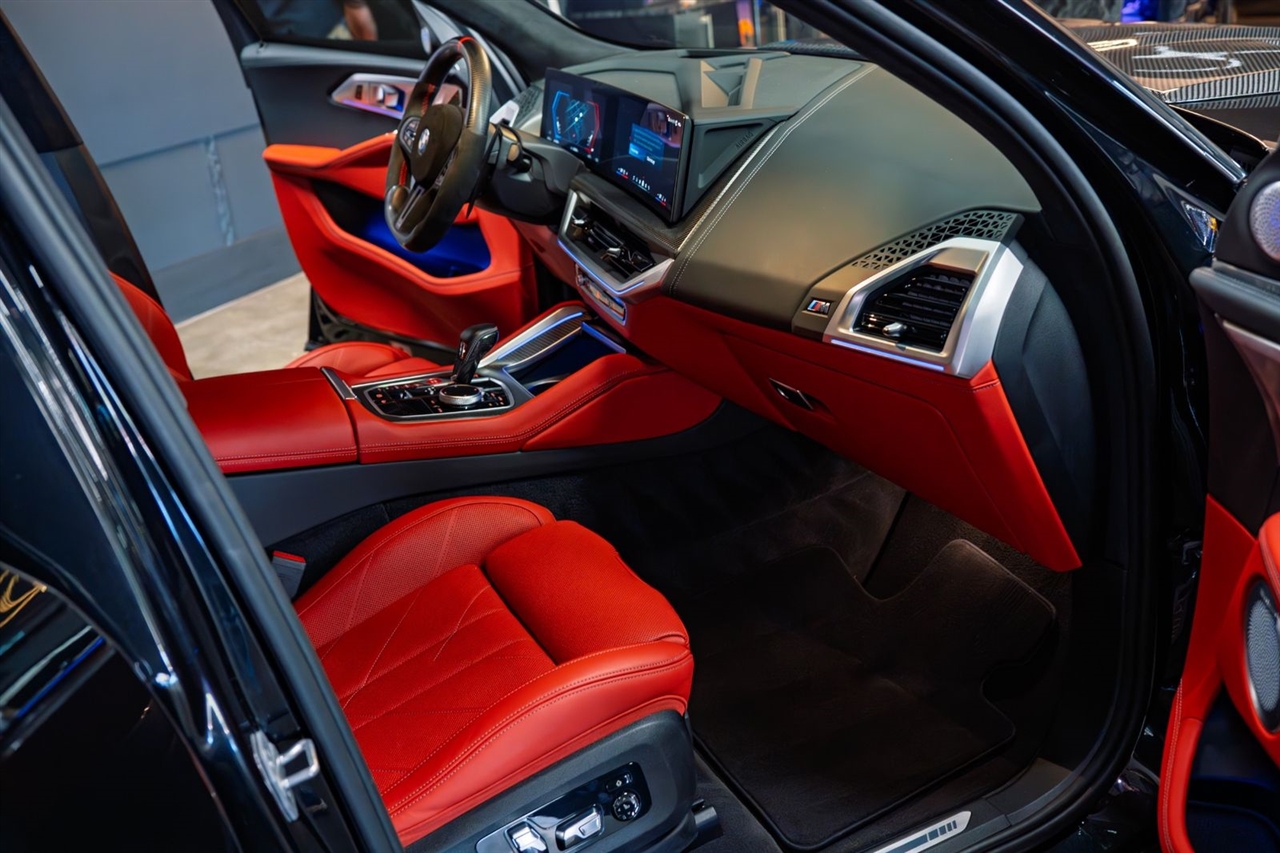 BMW XM Base 2024 BMW XM Base 2024