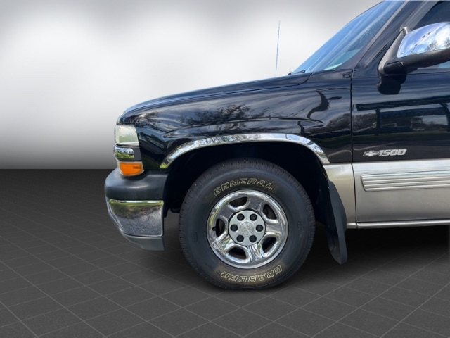Chevrolet Silverado 1500 LS Long Bed 2WD 2002 Chevrolet Silverado 1500 LS Long Bed 2WD 2002