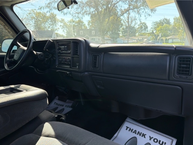 Chevrolet Silverado 1500 LS Long Bed 2WD 2002 Chevrolet Silverado 1500 LS Long Bed 2WD 2002