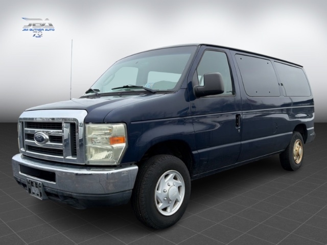 2008 Ford E-Series Econoline Wagon XLT's photo