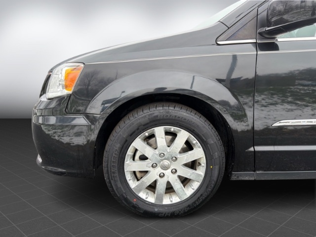 Chrysler Town & Country Touring 2016