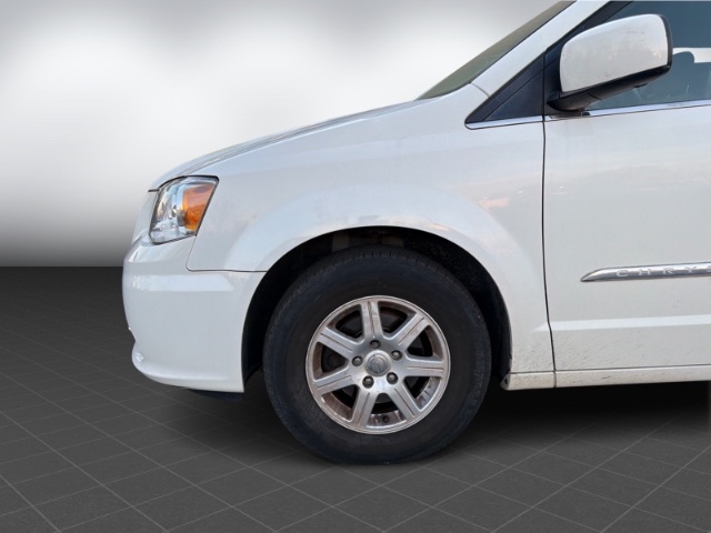 Chrysler Town & Country Touring 2012