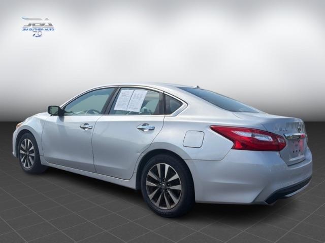 Nissan Altima 2.5 SV 2017