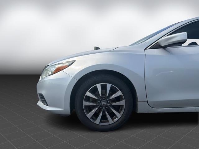 Nissan Altima 2.5 SV 2017