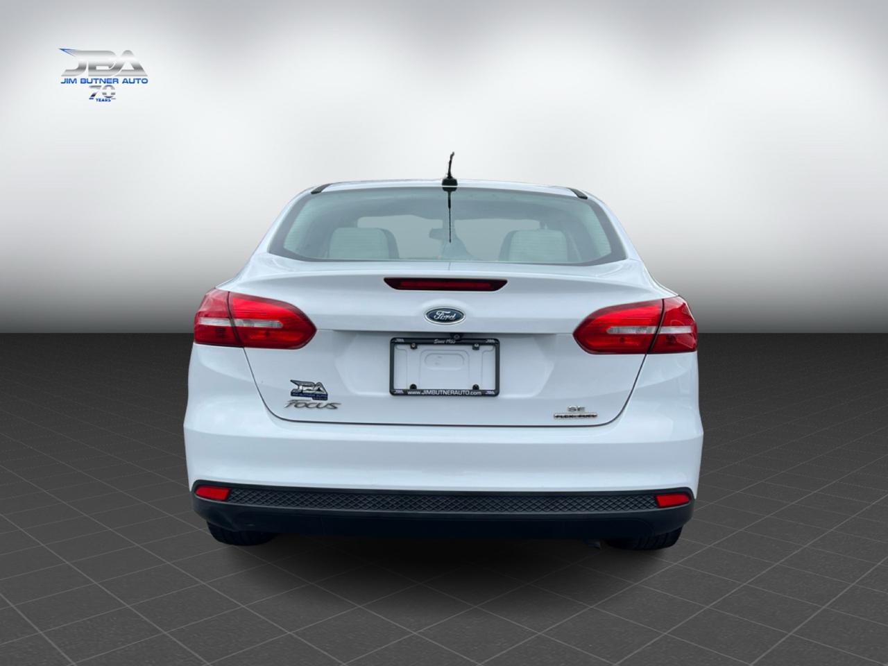 Ford Focus SE Sedan 2015