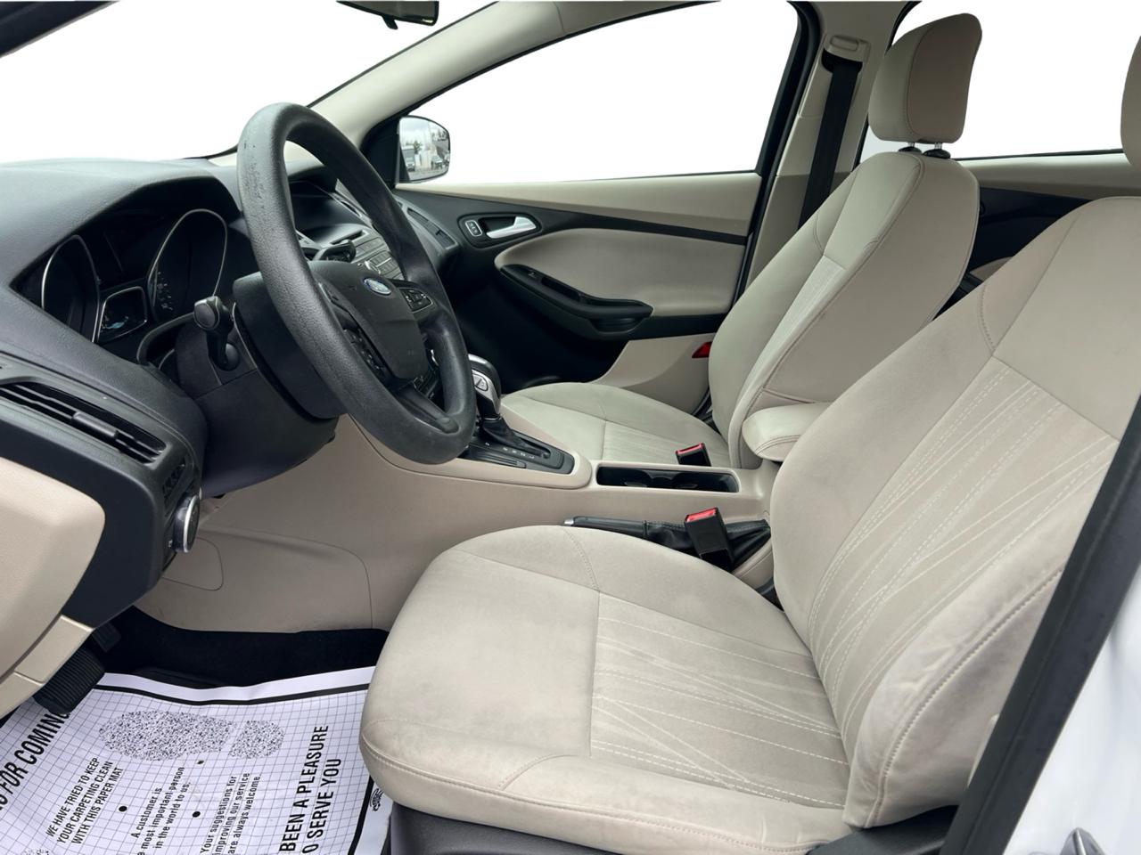 Ford Focus SE Sedan 2015