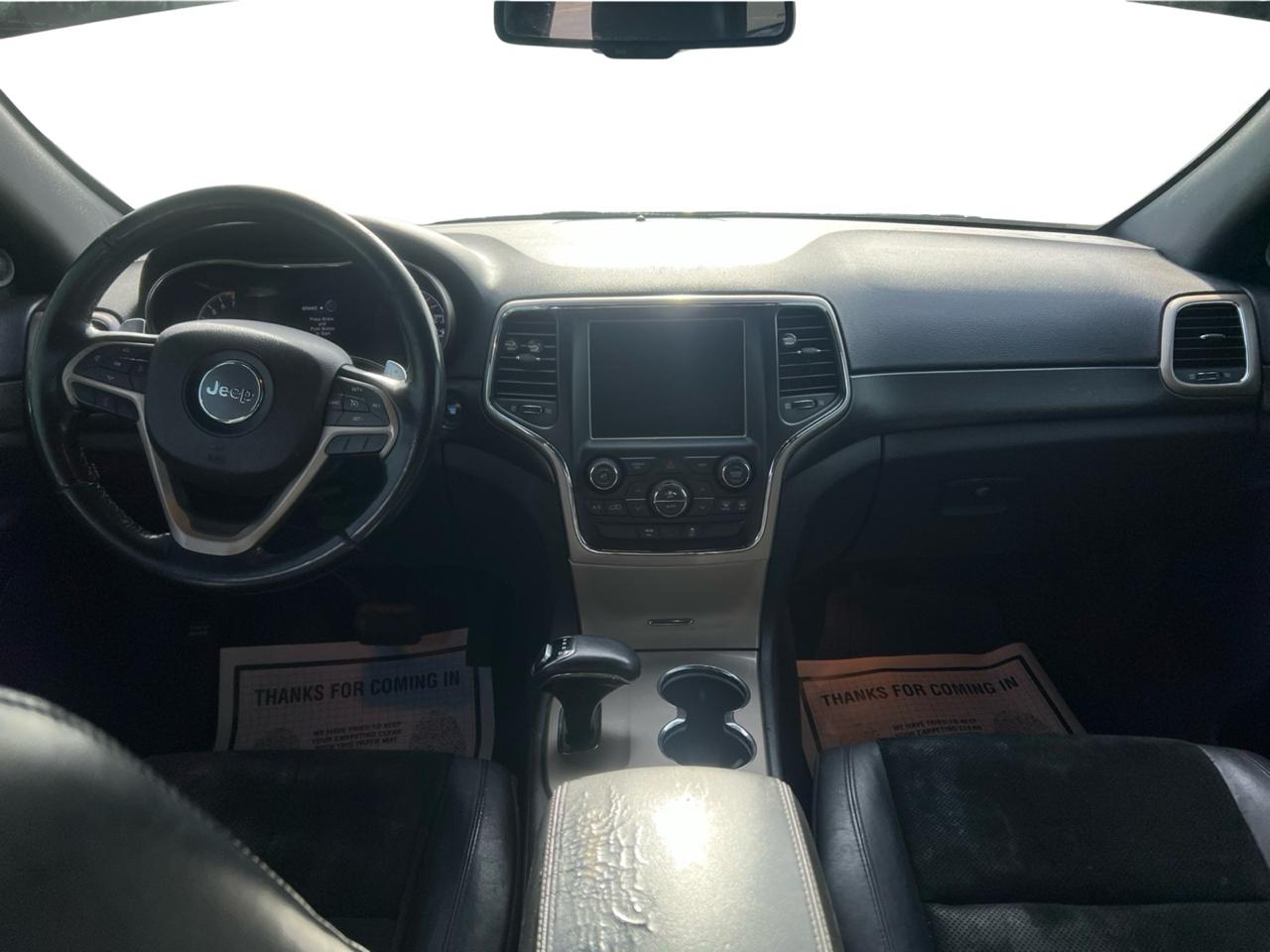 Jeep Grand Cherokee Laredo 4WD 2015