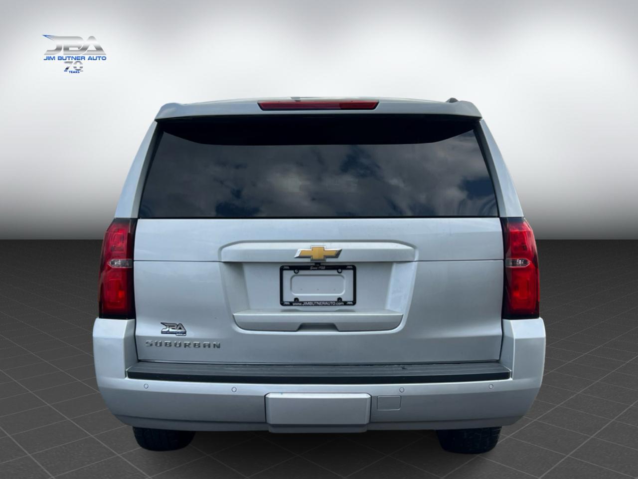 Chevrolet Suburban LT 4WD 2016