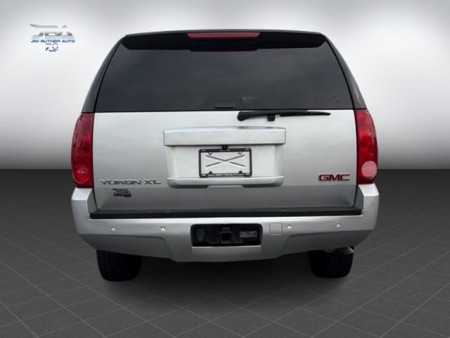 GMC Yukon XL SLT 1/2 Ton 2WD 2014