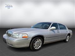 2011 Lincoln Town Car 