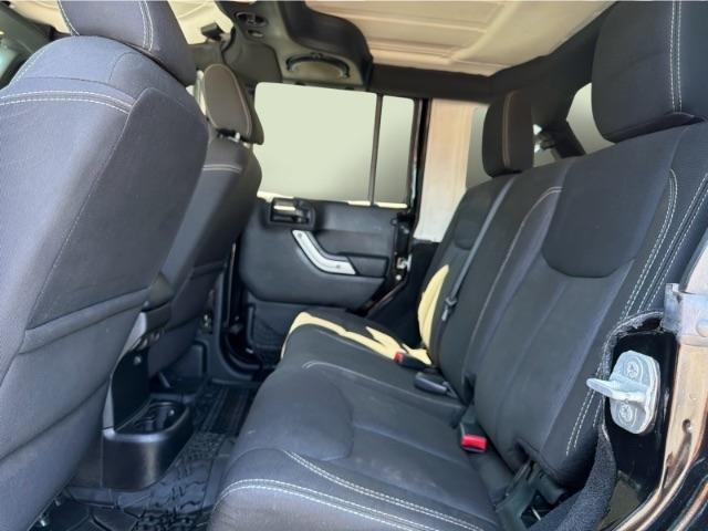 Jeep Wrangler Unlimited Rubicon 4WD 2014