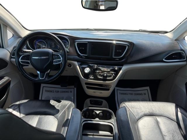 Chrysler Town & Country Touring-L 2015