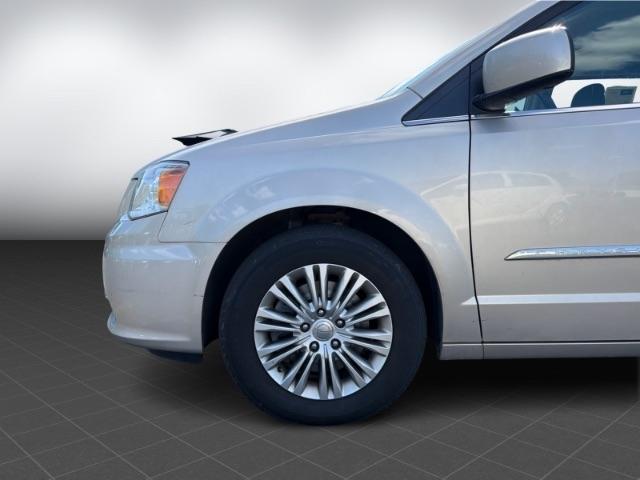 Chrysler Town & Country Touring-L 2015