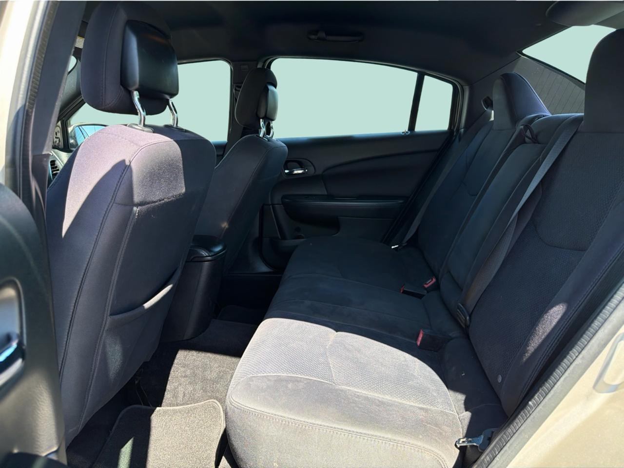 Chrysler 200 LX 2014