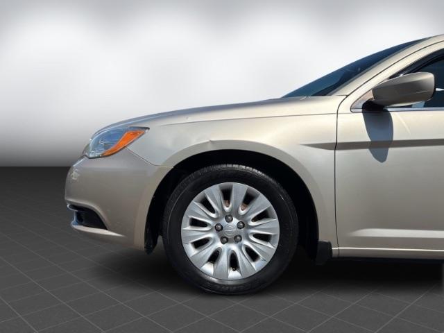 Chrysler 200 LX 2014