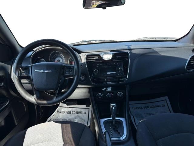 Chrysler 200 LX 2014