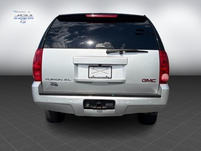 GMC Yukon XL SLT 1/2 Ton 2WD 2014