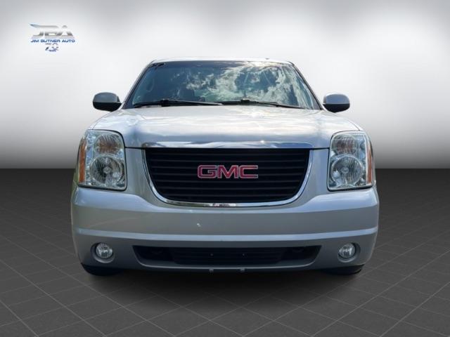 GMC Yukon XL SLT 1/2 Ton 2WD 2014