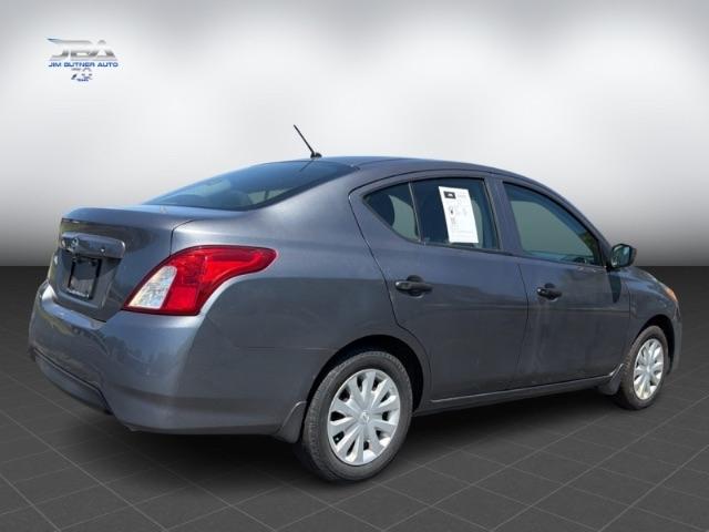 Nissan Versa 1.6 S 5M 2019